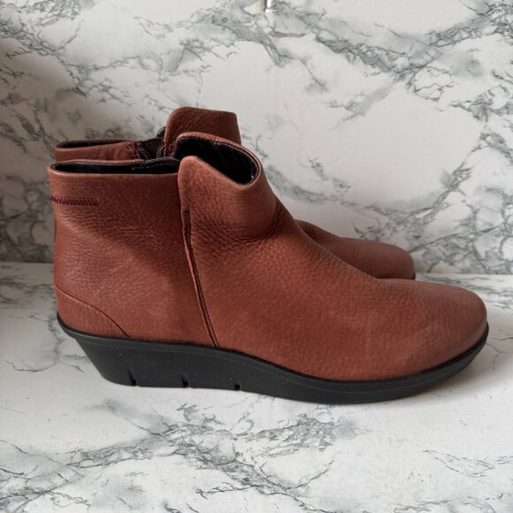 Ecco Women 41 US 10 Skyler Ankle Boot Rust Brown Leather Wedge Heel Comfort Shoe - Picture 1 of 9